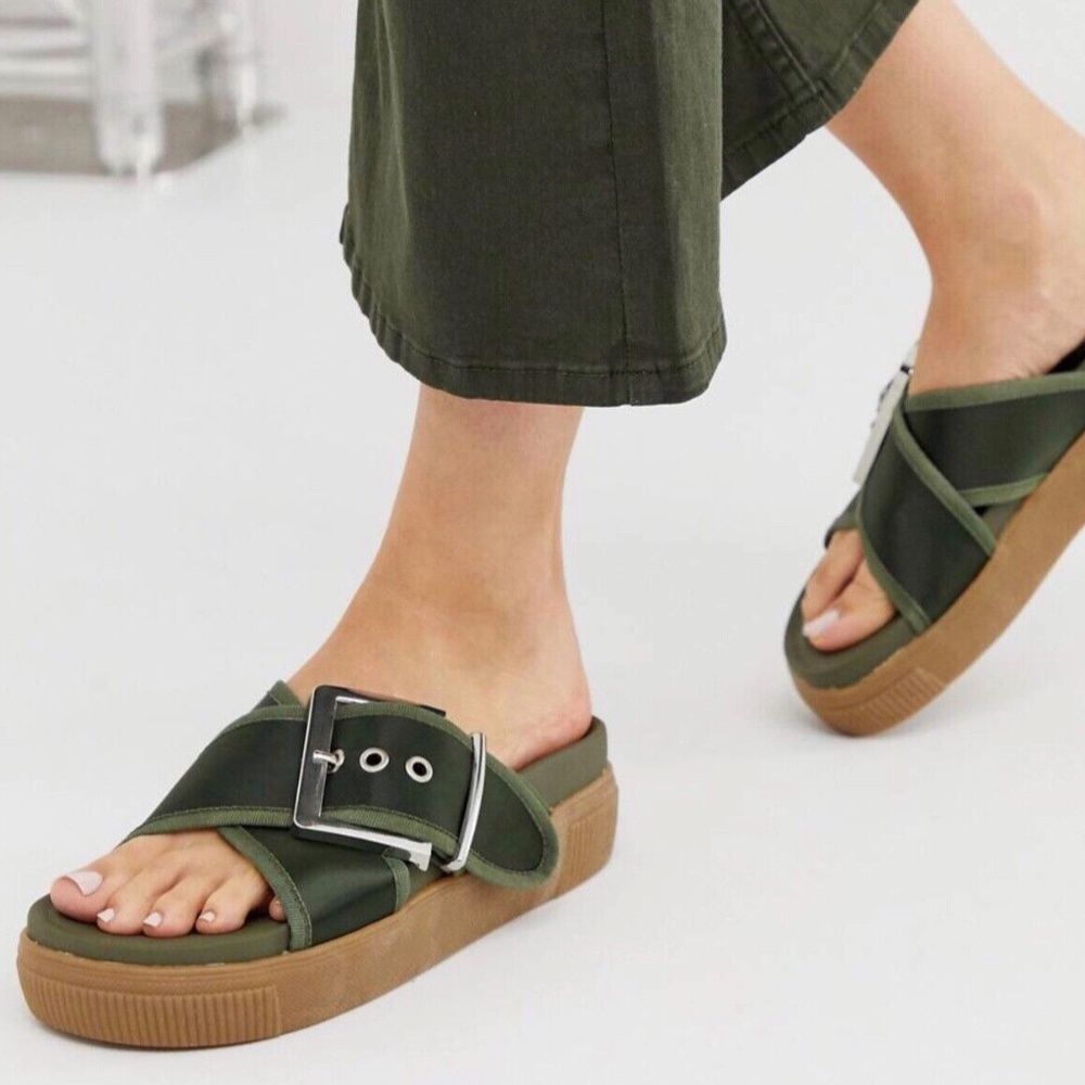 ASOS Design Focus Chunky Platform Sliders Khaki Green US 7/UK 5